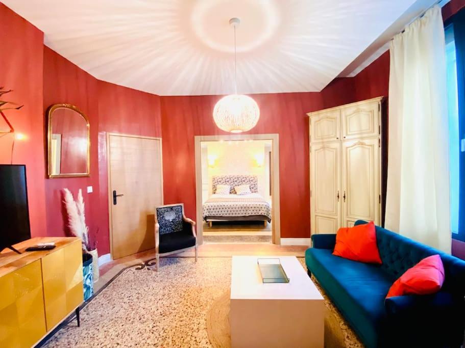 La Suite 2 Pieces Lit Queen Size Entree Privee Νιμ Εξωτερικό φωτογραφία