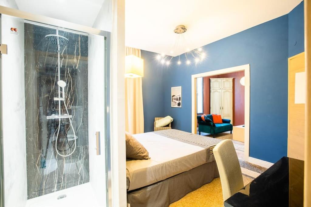 La Suite 2 Pieces Lit Queen Size Entree Privee Νιμ Εξωτερικό φωτογραφία